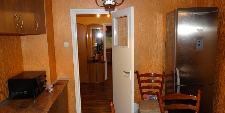 apartament-3-camere-de-inchiriat-oradea-str-sucevei-ap0076-19