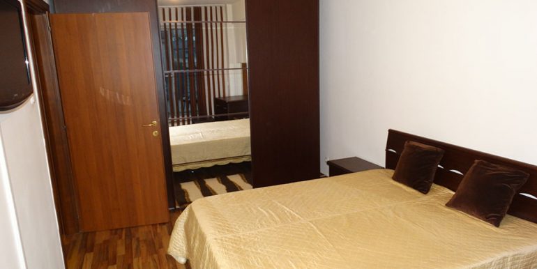 apartament 3 camere de inchiriat ,Oradea, cart.Nufarul - AP02555 - 21