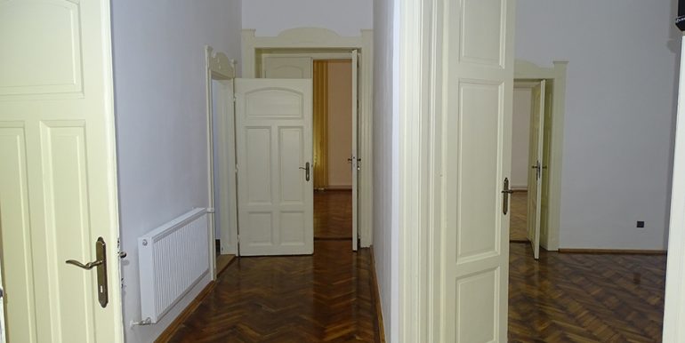 Apartament 3 camere de inchiriat, str. Roman Ciorogariu, Oradea AP0563 - 06