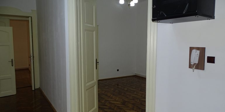 Apartament 3 camere de inchiriat, str. Roman Ciorogariu, Oradea AP0563 - 07