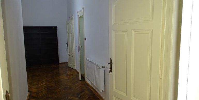Apartament 3 camere de inchiriat, str. Roman Ciorogariu, Oradea AP0563 - 25