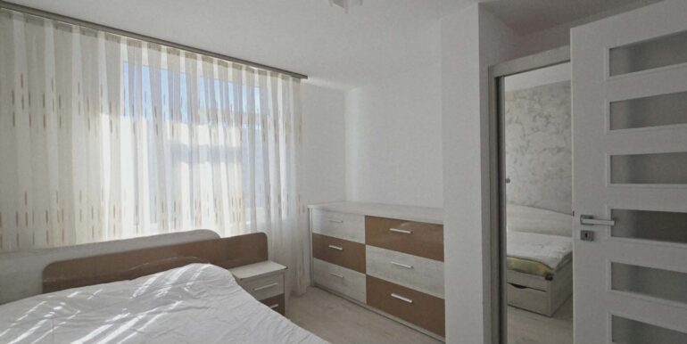 AP0582-Apartament 3 camere de inchiriat, et. 4, Prima Sova Nufarul-27