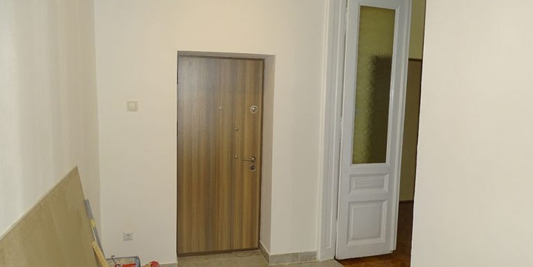 Apartament 3 camere de inchiriat, semicentral, Oradea AP0640 - 01