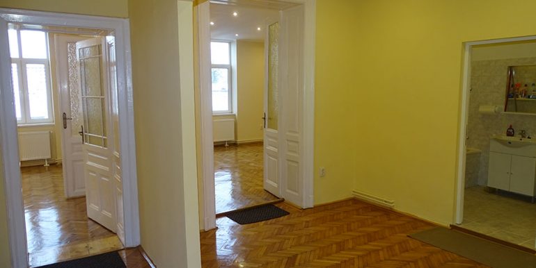 Apartament 3 camere de inchiriat, semicentral, Oradea AP0640 - 06