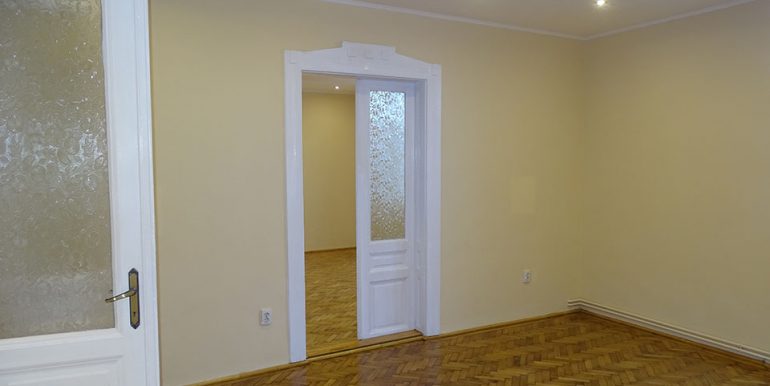 Apartament 3 camere de inchiriat, semicentral, Oradea AP0640 - 10