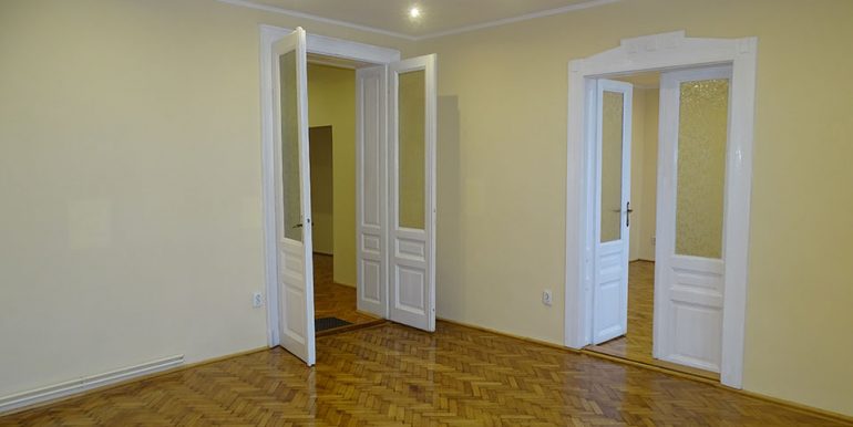 Apartament 3 camere de inchiriat, semicentral, Oradea AP0640 - 12