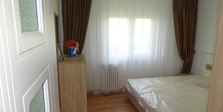 Apartament 3 camere de inchiriat, zona Dragos Voda, Oradea AP0653 - 25