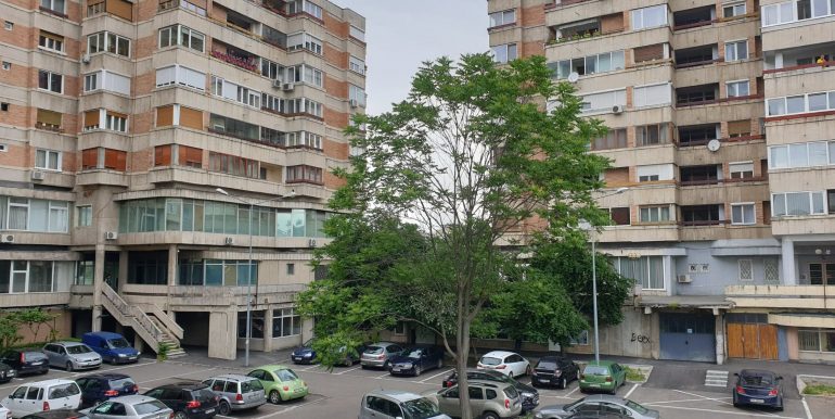Apartament 3 camere de vanzare, centru civic, Oradea AP0867 - 02