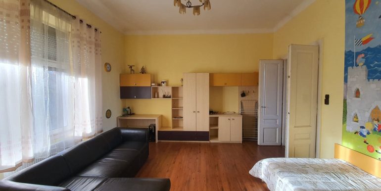 Apartament la casa de vanzare, str. T. Vladimirescu, Oradea AP0884 - 18