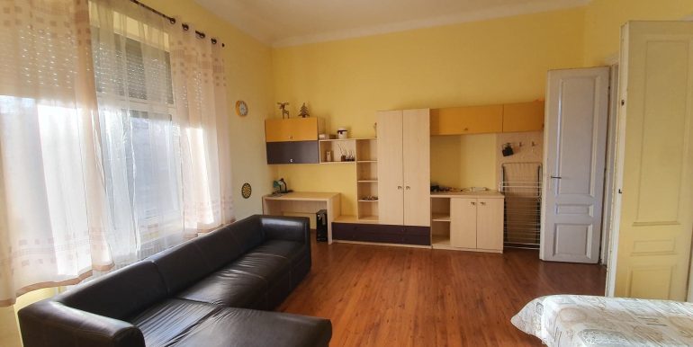 Apartament la casa de vanzare, str. T. Vladimirescu, Oradea AP0884 - 19