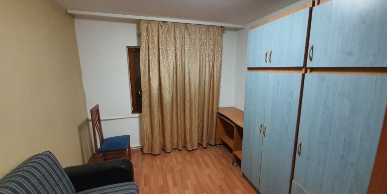 Apartament 4 camere de inchiriat, str. Moldovei, Oradea AP0922 - 07