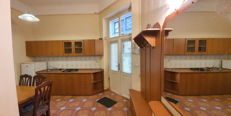 Apartament o camera de inchiriat, centru Oradea AP0932 - 09