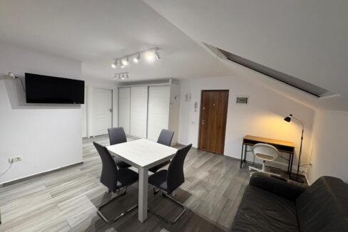 AP0963-Apartament 3 camere la casa de inchiriat, mansarda, cart. Grigorescu-01