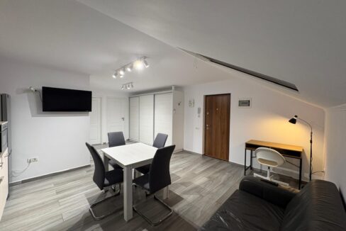 AP0963-Apartament 3 camere la casa de inchiriat, mansarda, cart. Grigorescu-03