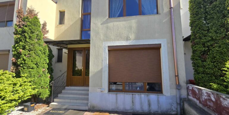 494832352_1238780854537771_8126430730565949419_n