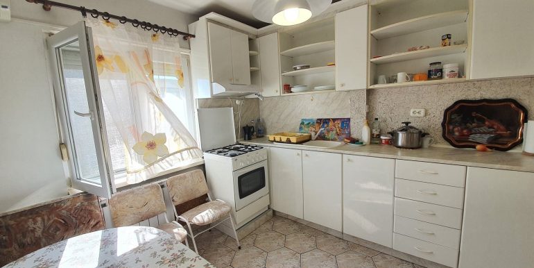 Apartament 3 camere de inchiriat, Nufarul, Oradea AP1000 - 15
