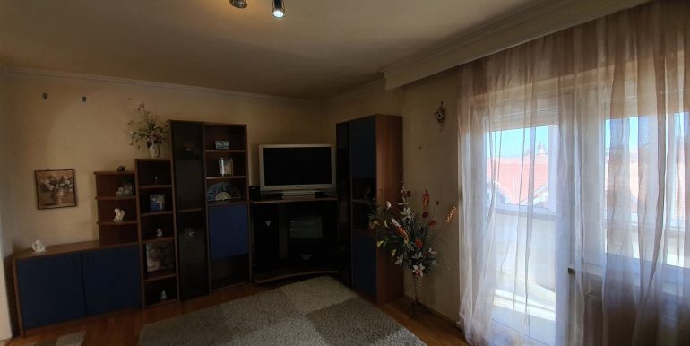 Apartament 3 camere de inchiriat, Nufarul, Oradea AP1000 - 21
