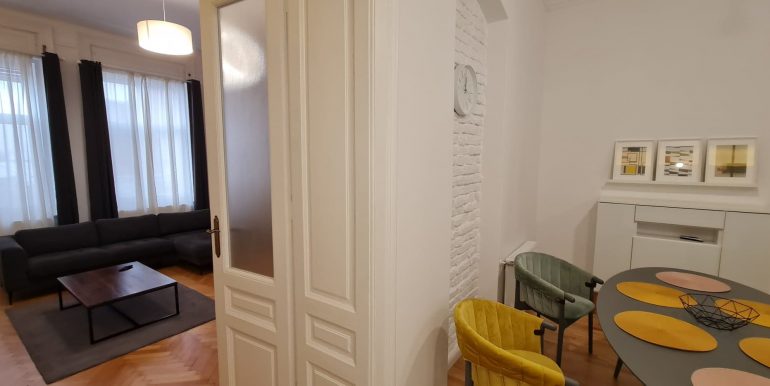 Apartament 3 camere de vanzare, str. Primariei, Oradea AP1035 - 05