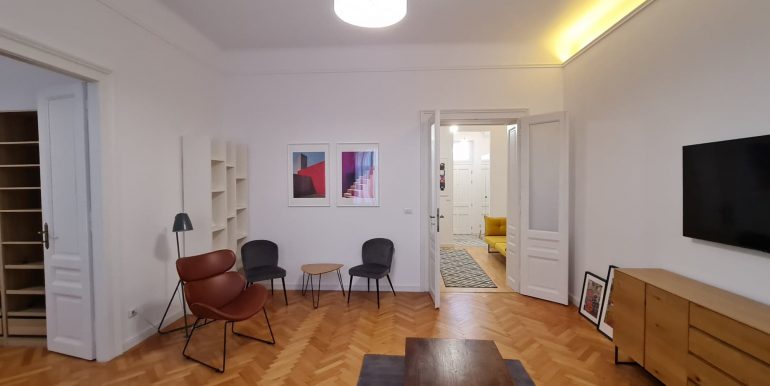 Apartament 3 camere de vanzare, str. Primariei, Oradea AP1035 - 07