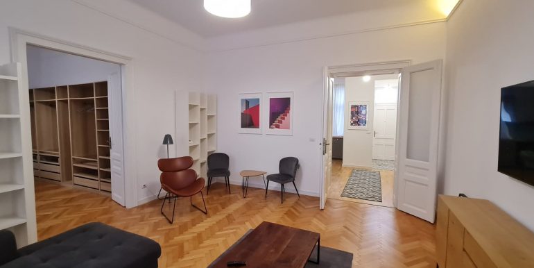Apartament 3 camere de vanzare, str. Primariei, Oradea AP1035 - 31