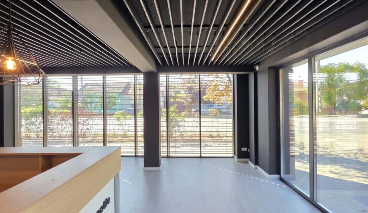 H0037-Hala, showroom, spatii birouri-04