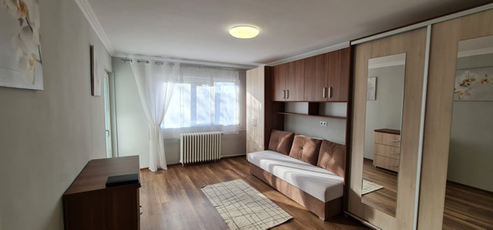 Apartament o camera  de vanzare, str. Moldovei/ Rogerius – AP1116