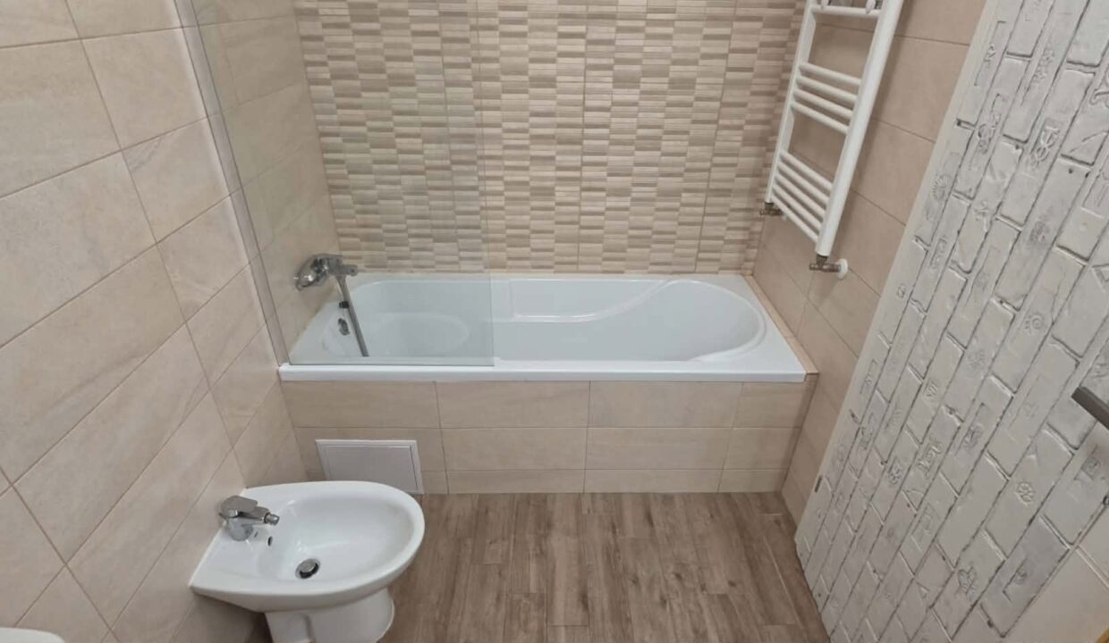 AP1126-Apartament 3 camere de inchiriat,parcare inclusa, str. Onestilor-25