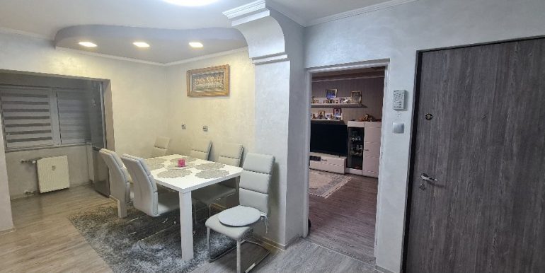 Apartament 3 camere de vanzare, Nufarului, Oradea AP1131 - 16