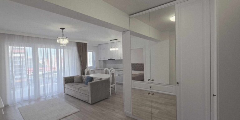 502751145_696782239648079_5568429847341241810_n