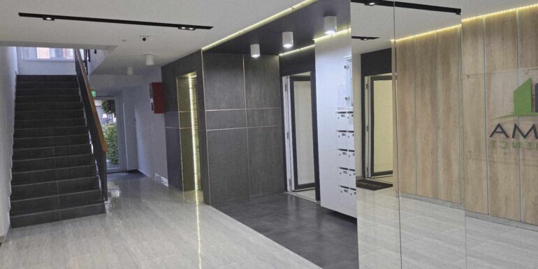 519426908_1897596384435162_2855500014776478501_n