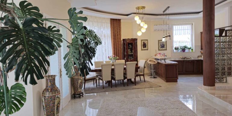 494360187_3942166545996621_6521076129418926923_n