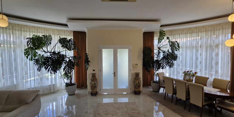 494361879_1426418985388329_5900278844050889649_n