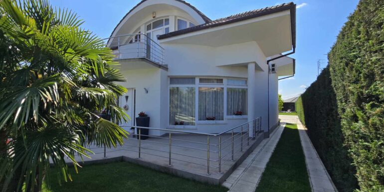 494817444_1370439930873004_5317442302450219345_n