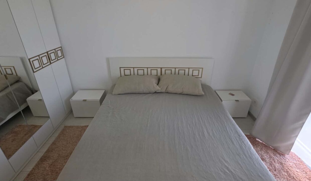 AP1540-Ovidiu-Ap. 3 cam. de inchiriat,bloc C7 ap 208 et 2 str. Ion Bradu 09