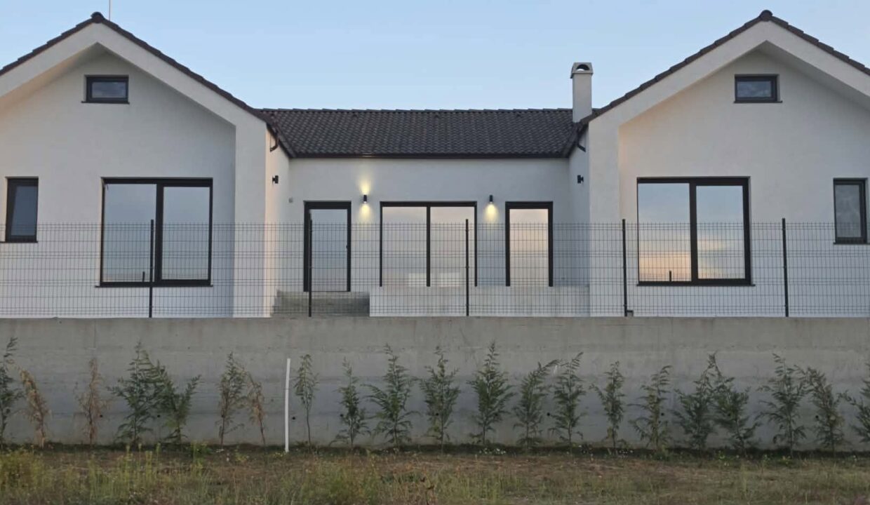 CV0442-Casa de vanzare, str. Antonio Vivaldi-01