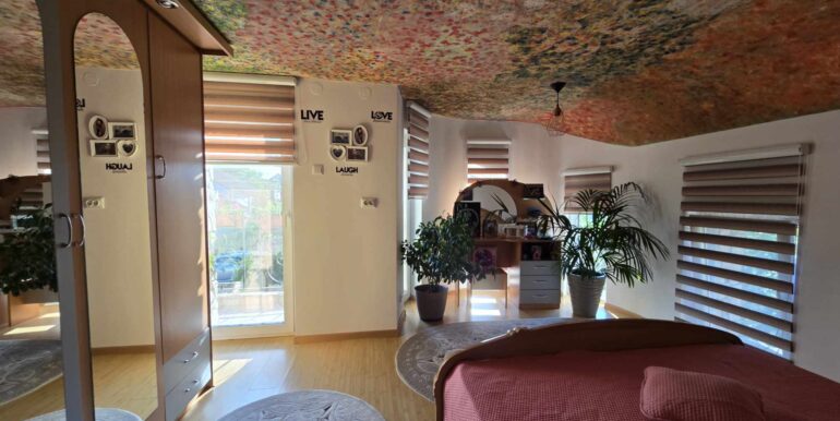 494832959_727870019898831_5433729945694142377_n