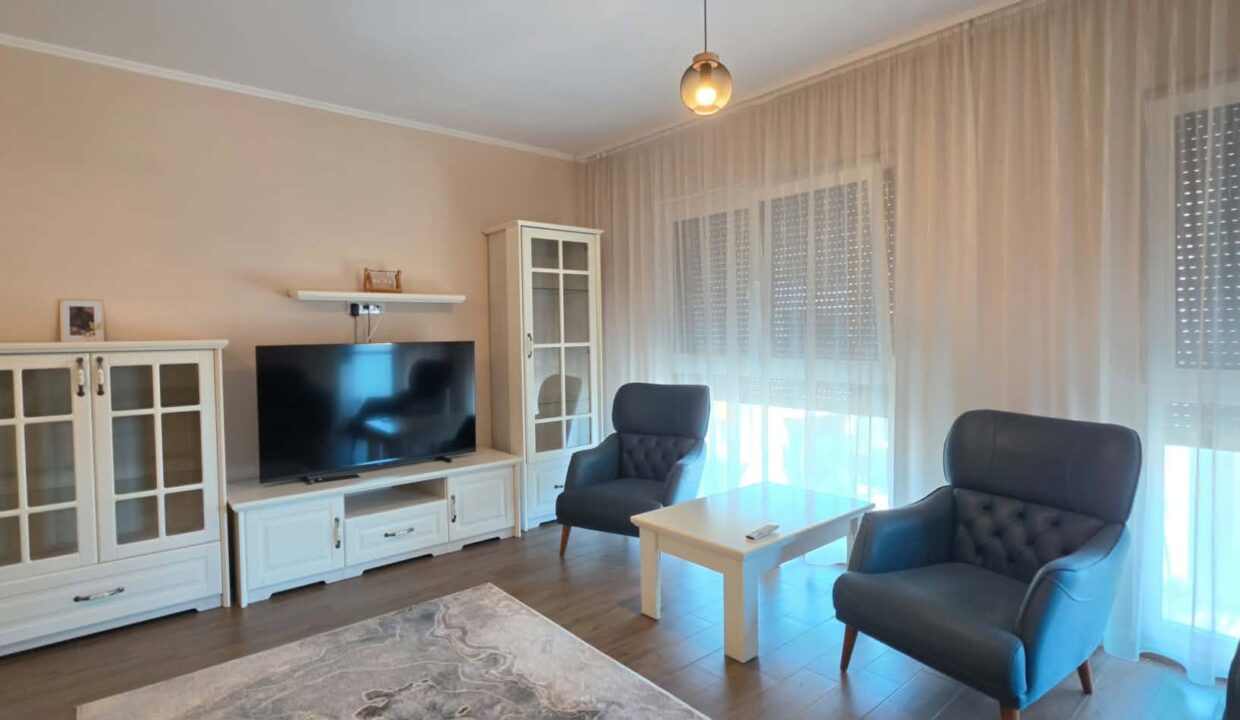 AP1408-Apartament 2 camere de inchiriat, str. Ceyrat-09