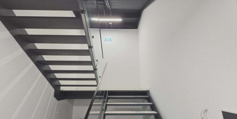H0031-Hala de inchiriat spatiu de depozitare, showroom, birouri-28