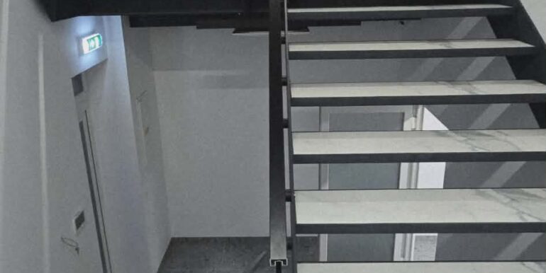 H0031-Hala de inchiriat spatiu de depozitare, showroom, birouri-32