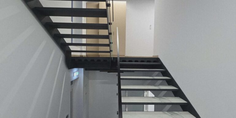 H0031-Hala de inchiriat spatiu de depozitare, showroom, birouri-33