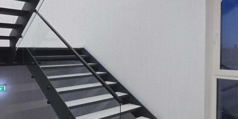 H0031-Hala de inchiriat spatiu de depozitare, showroom, birouri-44