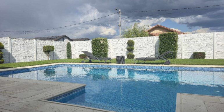 494356428_2031127024040727_330031794342087277_n