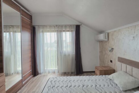 CV0503-Casa de inchiriat Oradea, inspre Santandrei, str. Jupiter, nr. 7-18