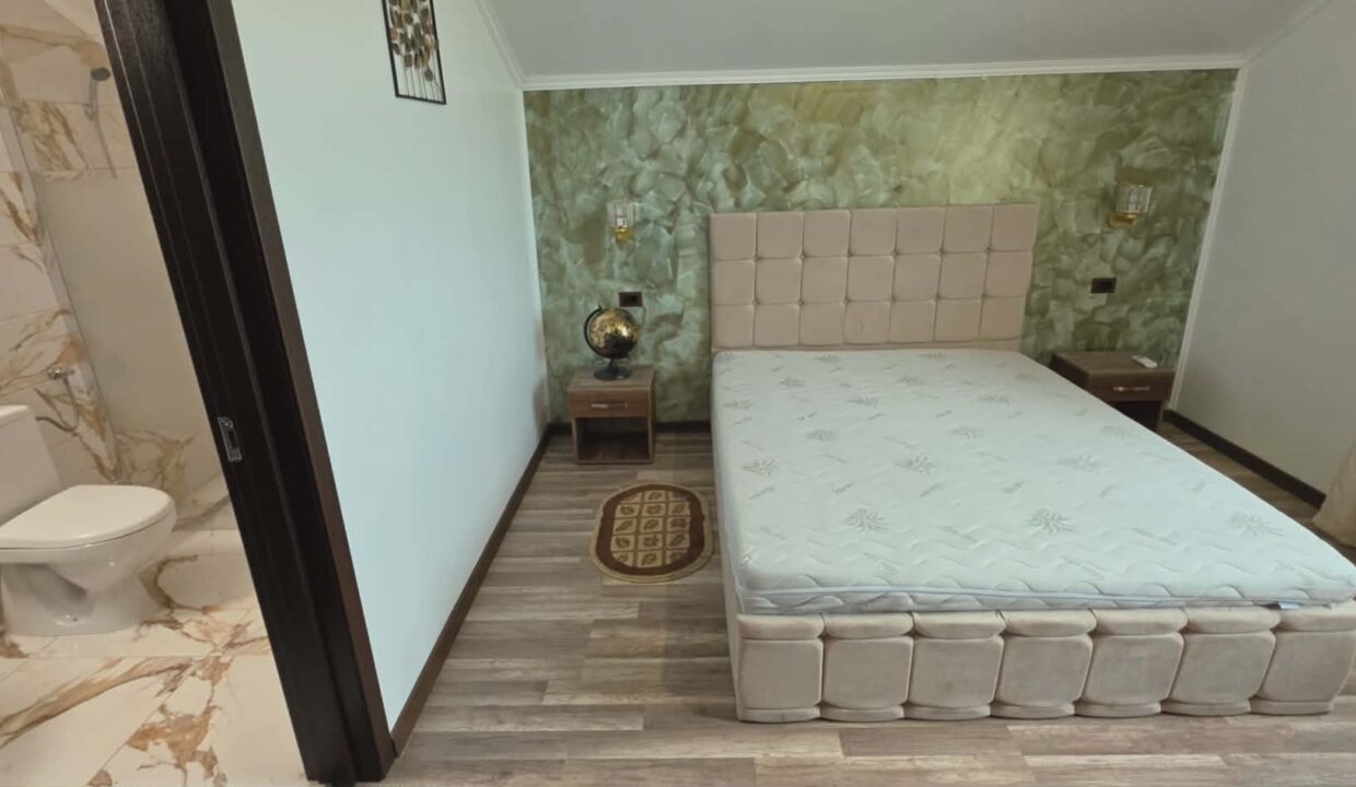 CV0503-Casa de inchiriat Oradea, inspre Santandrei, str. Jupiter, nr. 7-22