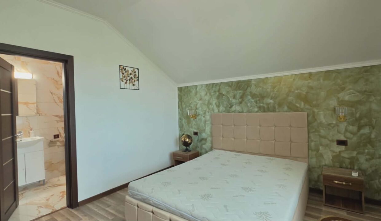CV0503-Casa de inchiriat Oradea, inspre Santandrei, str. Jupiter, nr. 7-26