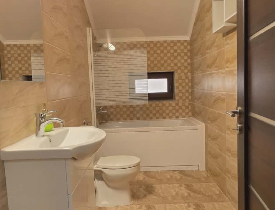 CV0503-Casa de inchiriat Oradea, inspre Santandrei, str. Jupiter, nr. 7-31