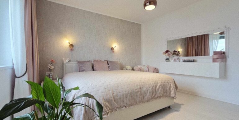 CV0506-Casa noua pe nivel de vanzare, Santandrei-48