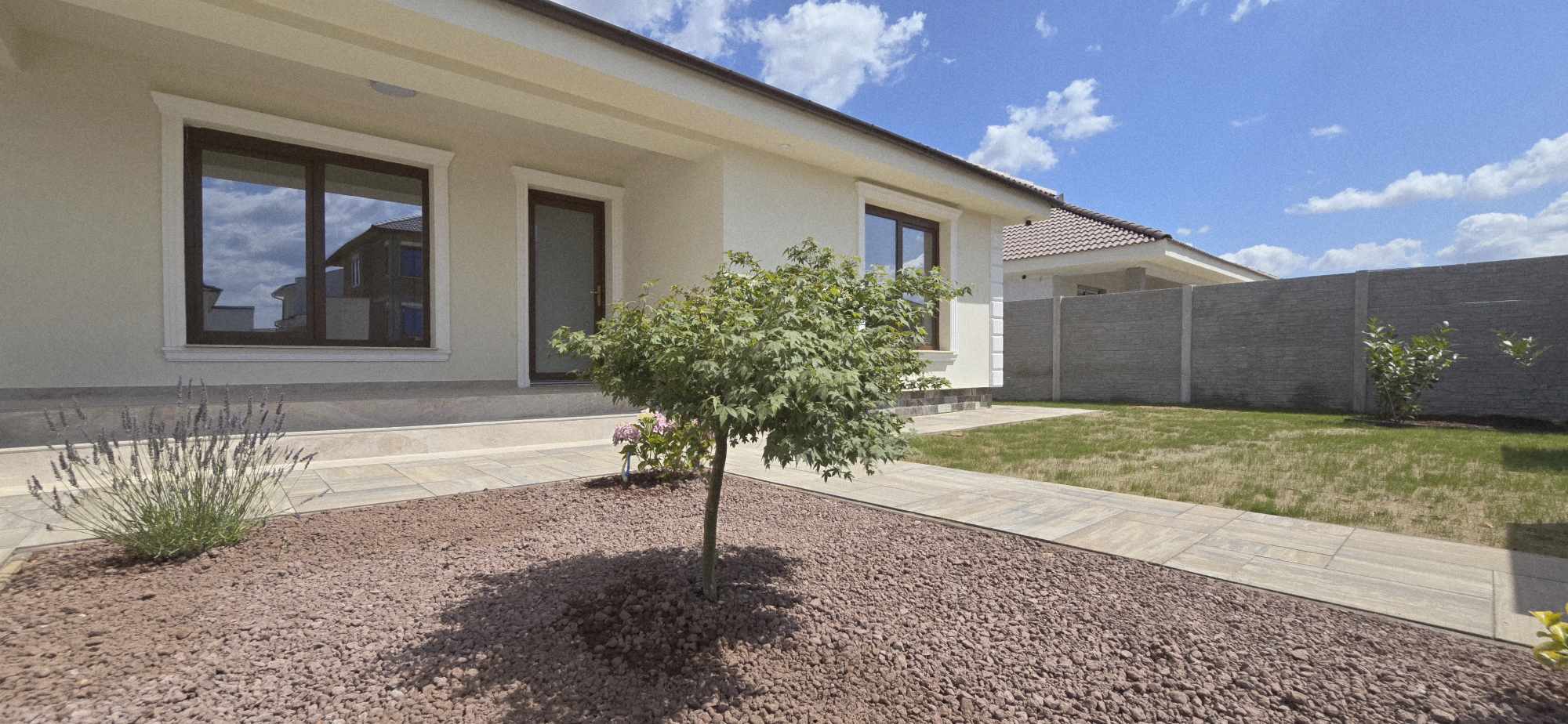 Casa noua pe 1 nivel de vanzare, Cart. nou Rez. Nufarul-CV0513