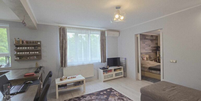 516787856_734343545847452_4344109022362843961_n