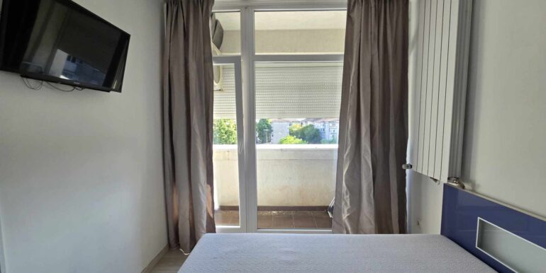 Apartament cu 2 camere de închiriat, str. Cazaban-10